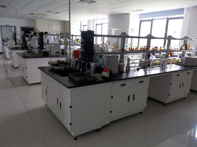 全鋼理化室 全鋼理化室